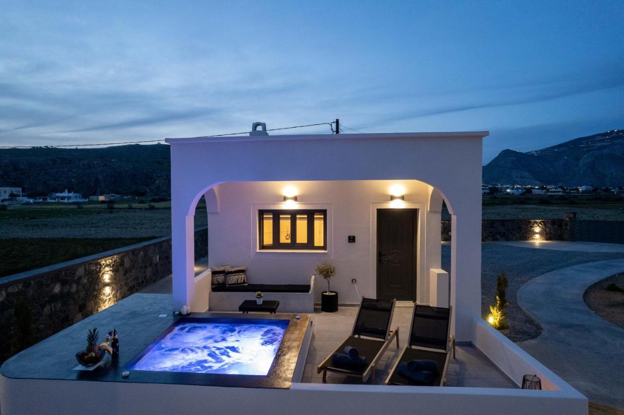 Almira Luxury Suites Perivolos  Ngoại thất bức ảnh